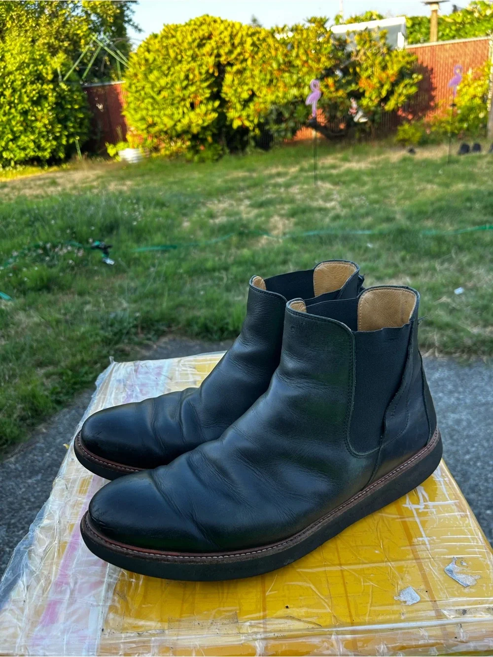 Vibram M2071-048 Men’s Black Leather Slip On Chelsea Boots Size 11